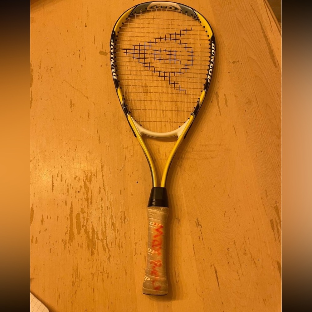 Dunlop Junior squash/racquet ball racquet
